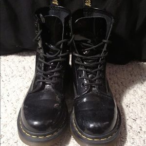 Women’s Dr. Martens size 6